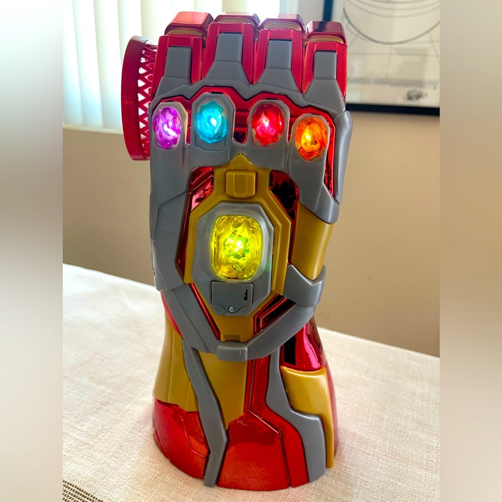 Disney Parks / Marvel Iron Man Infinity Gauntlet Beverage Holder